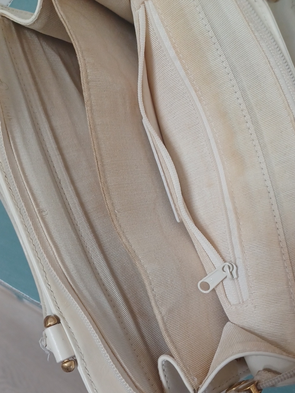 Genuine Leather Etienne Aigner Satchel Bag With Strap - Picture 14 of 16